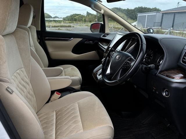 Toyota ALPHARD 2021 — фото автомобиля 1
