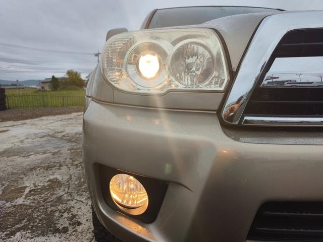 Toyota HILUX SURF 2009 — фото автомобиля 1