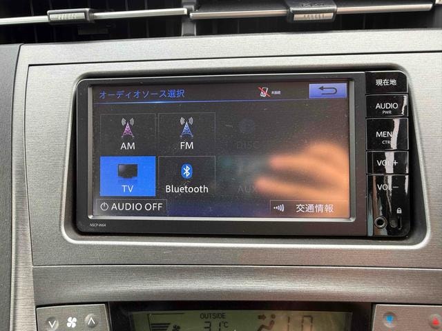 Toyota PRIUS 2015 — фото автомобиля 1