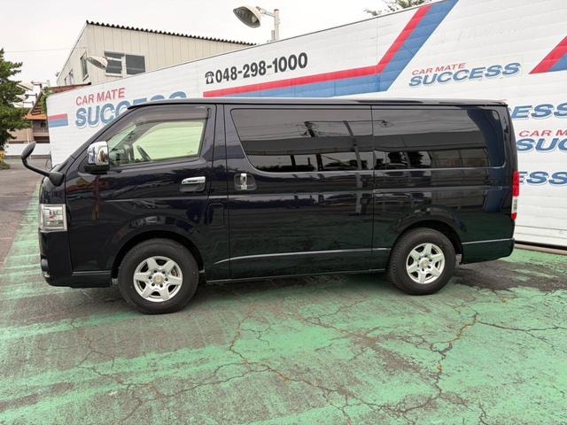Toyota HIACE VAN 2021 — фото автомобиля 1
