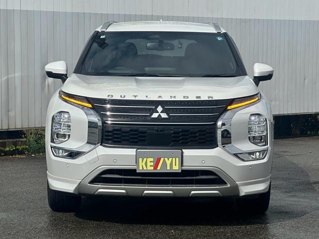 Mitsubishi OUTLANDER PHEV 2022 — фото автомобиля 1