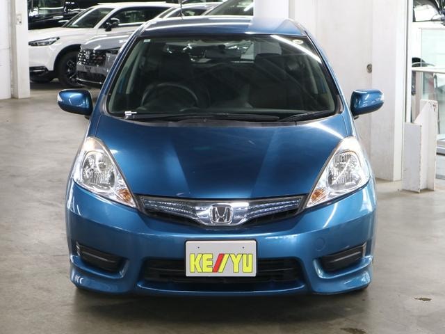 Honda FIT SHUTTLE HYBRID 2011 — фото автомобиля 1