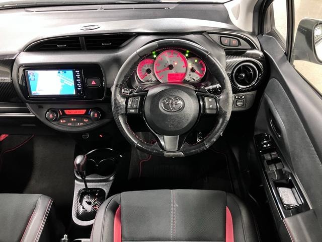 Toyota VITZ 2015 — фото автомобиля 1