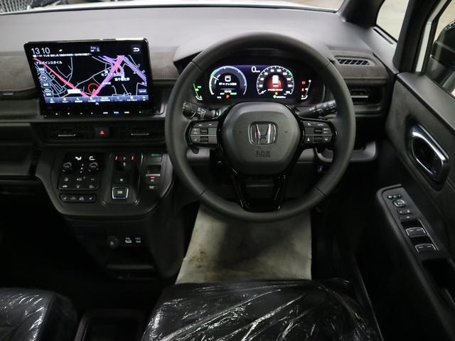 Honda STEPWAGON 2026 — фото автомобиля 1