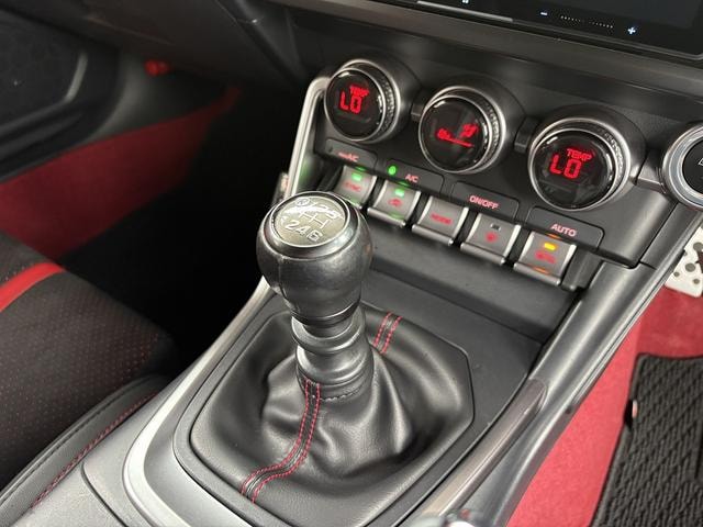 Миниатюра 37
