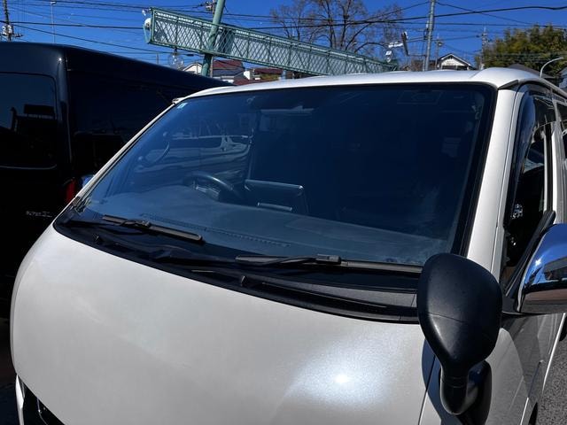 Toyota HIACE VAN 2019 — фото автомобиля 1