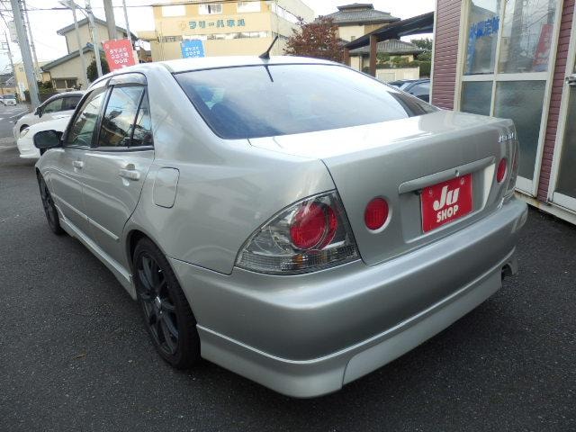 Миниатюра 9