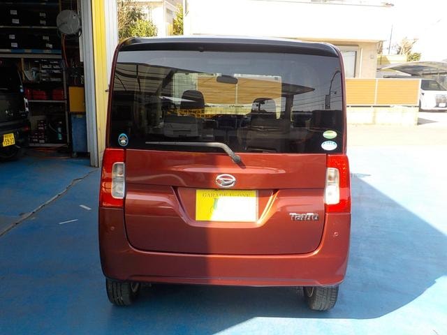 Daihatsu TANTO 2015 — фото автомобиля 1