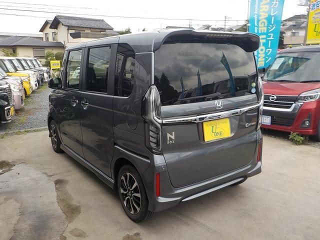Honda N-BOX CUSTOM 2020 — фото автомобиля 1