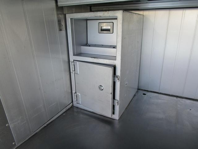 Миниатюра 12