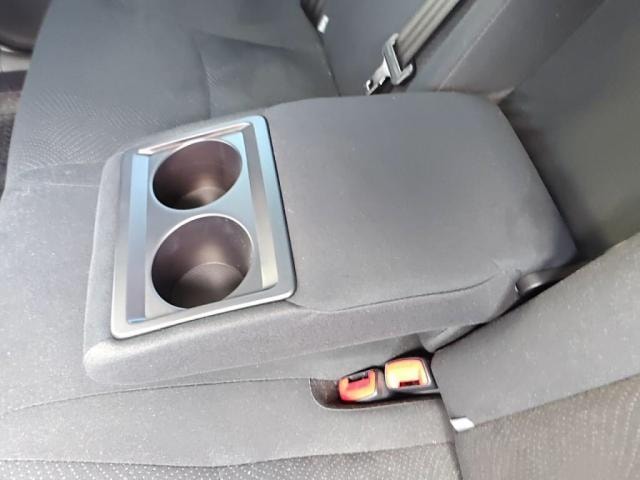 Toyota PRIUS 2012 — фото автомобиля 1
