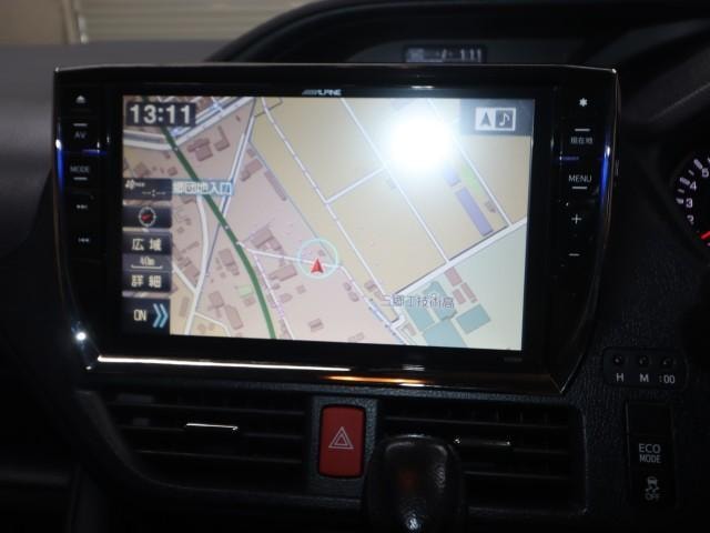 Toyota VOXY 2014 — фото автомобиля 1