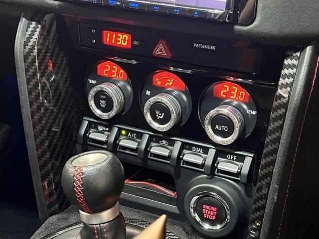 Миниатюра 38