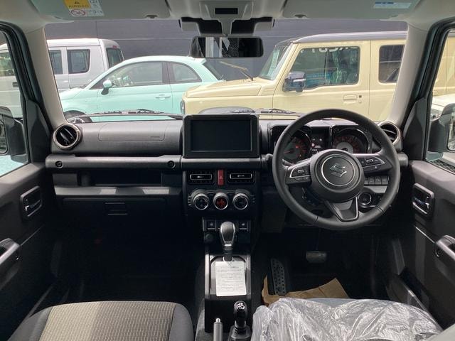 Suzuki JIMNY 2026 — фото автомобиля 1