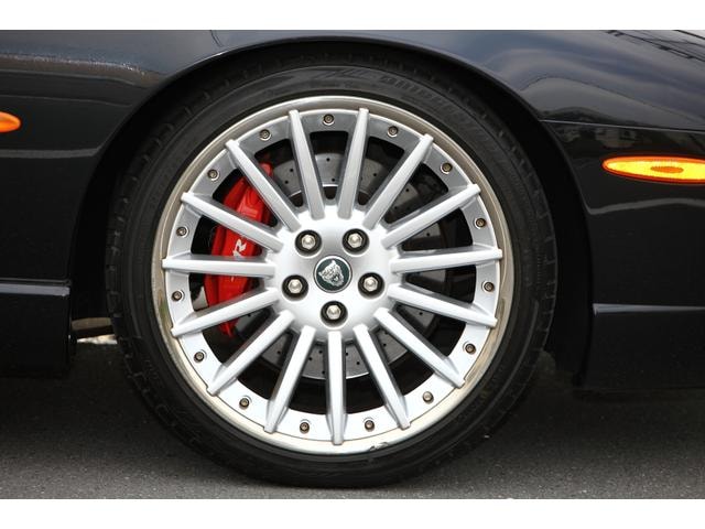 Jaguar XK 2005 — фото автомобиля 1