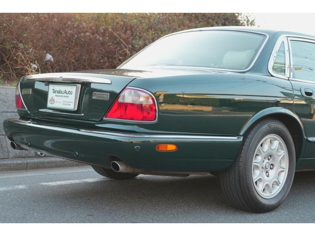 Jaguar SOVEREIGN 1997 — фото автомобиля 1