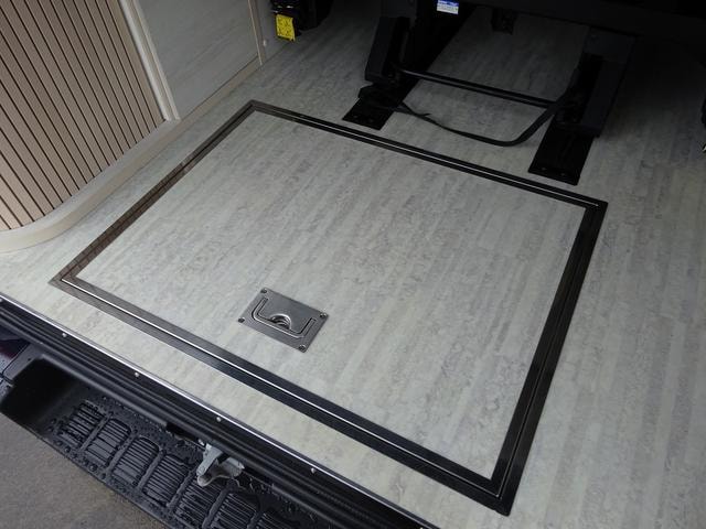 Миниатюра 37