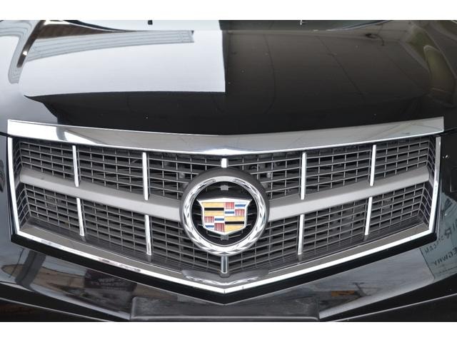 Cadillac SRX CROSSOVER 2012 — фото автомобиля 1