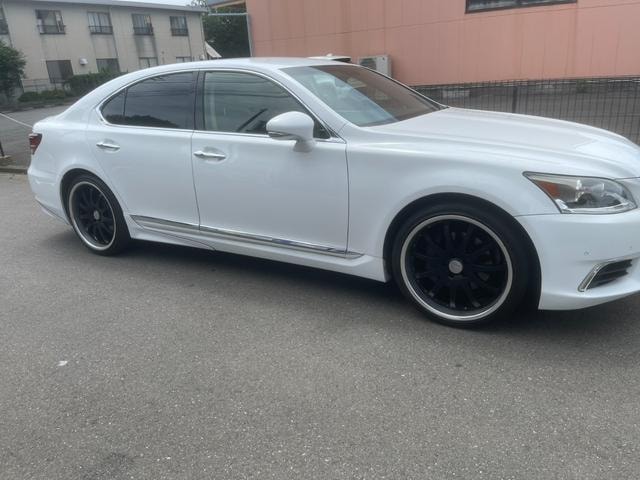Lexus LS 2012 — фото автомобиля 1