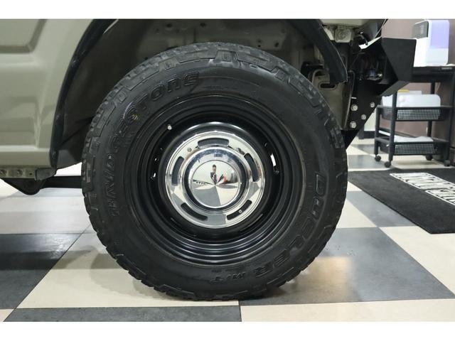 Миниатюра 28