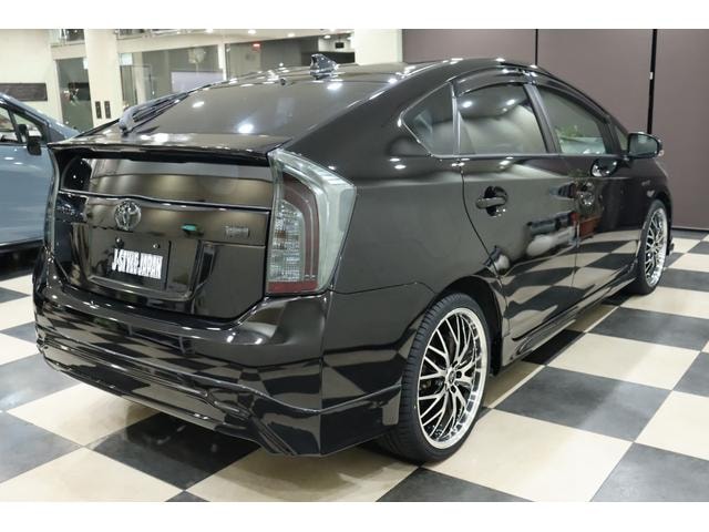 Миниатюра 30