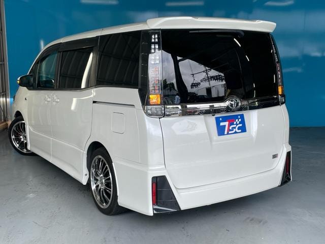 Миниатюра 37