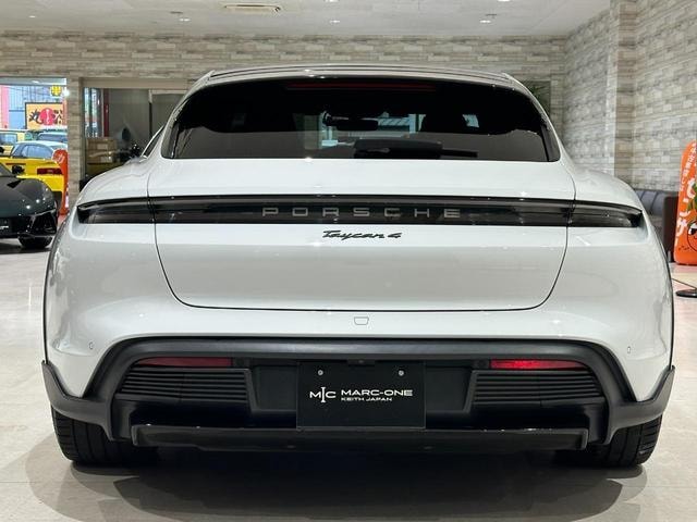 Миниатюра 12