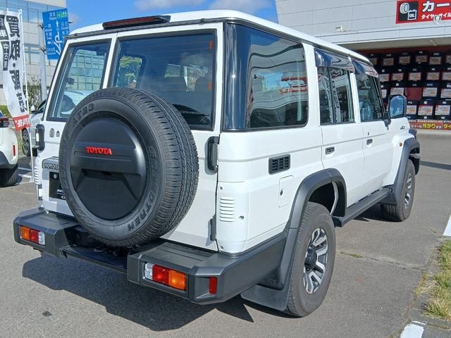 Миниатюра 9