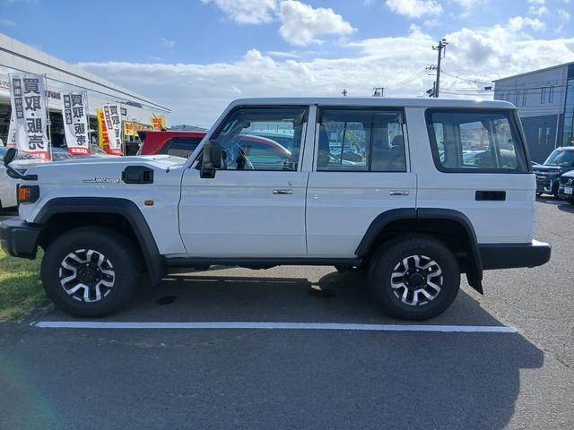 Миниатюра 13