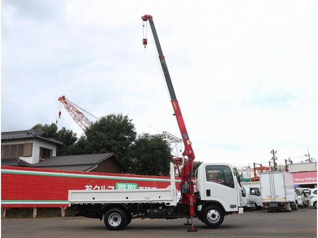 Isuzu ELF TRUCK 2016 — фото автомобиля 1