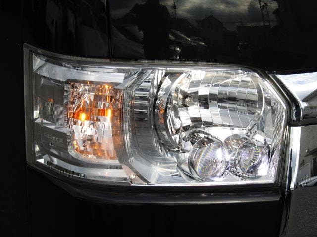 Миниатюра 28