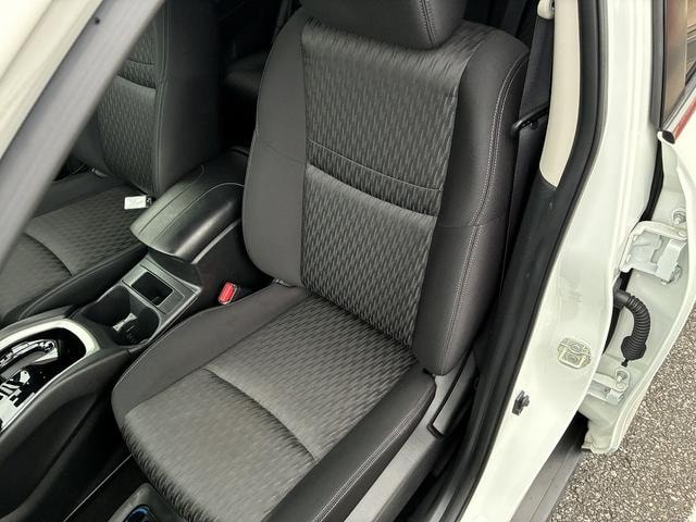 Nissan X-TRAIL 2018 — фото автомобиля 1