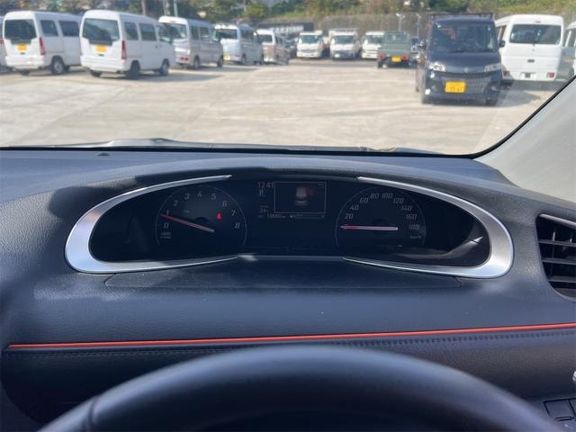 Toyota SIENTA 2019 — фото автомобиля 1