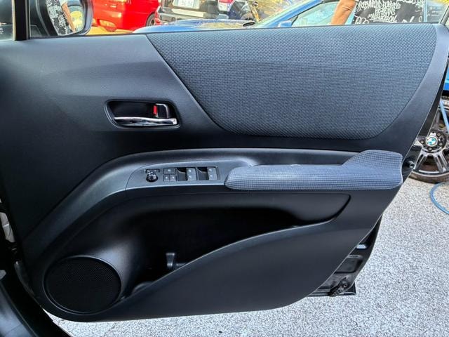 Toyota SIENTA 2017 — фото автомобиля 1