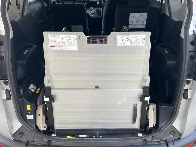 Toyota SIENTA 2017 — фото автомобиля 1