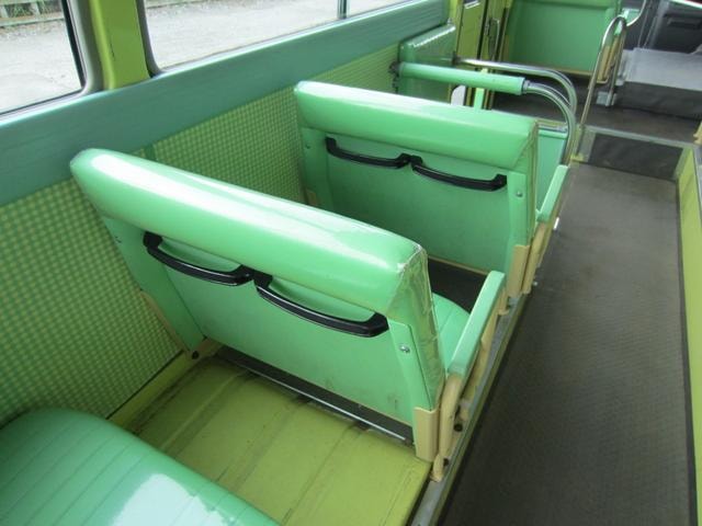 Миниатюра 32