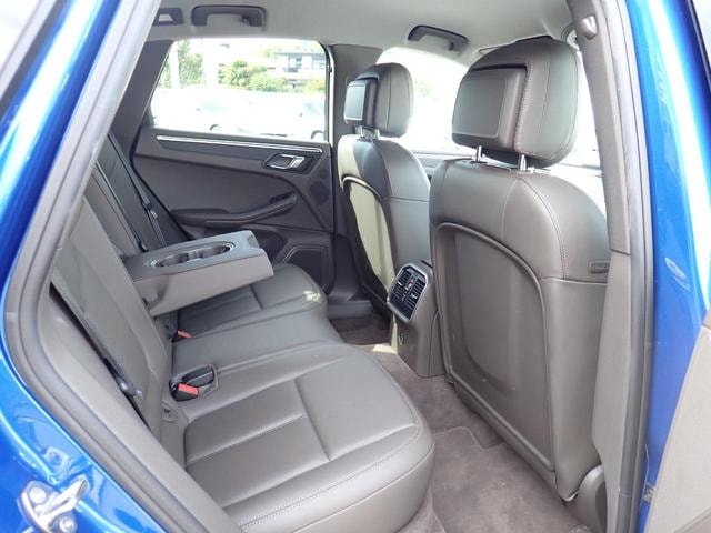 Миниатюра 38