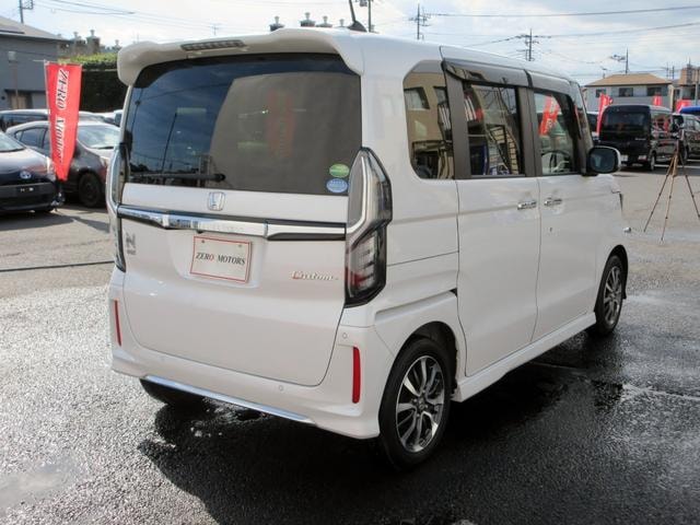 Миниатюра 16
