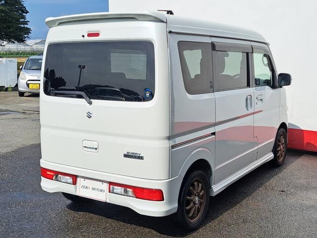 Миниатюра 17
