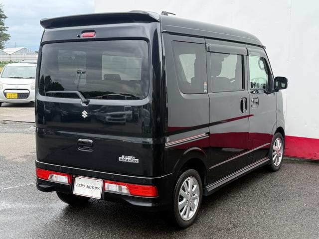 Миниатюра 17