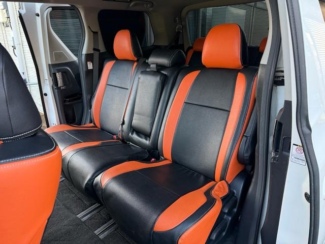 Миниатюра 37