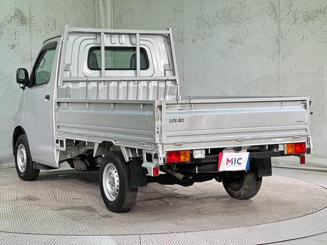 Миниатюра 17