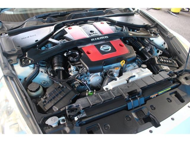 Nissan FAIRLADY Z 2010 — фото автомобиля 1