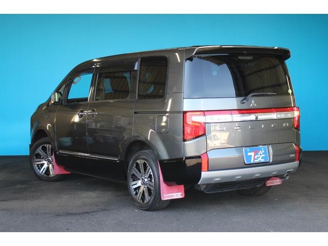 Миниатюра 37