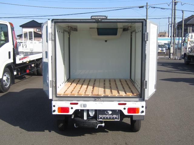 Suzuki CARRY TRUCK 2026 — фото автомобиля 1
