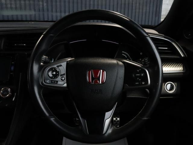 Honda CIVIC 2019 — фото автомобиля 1