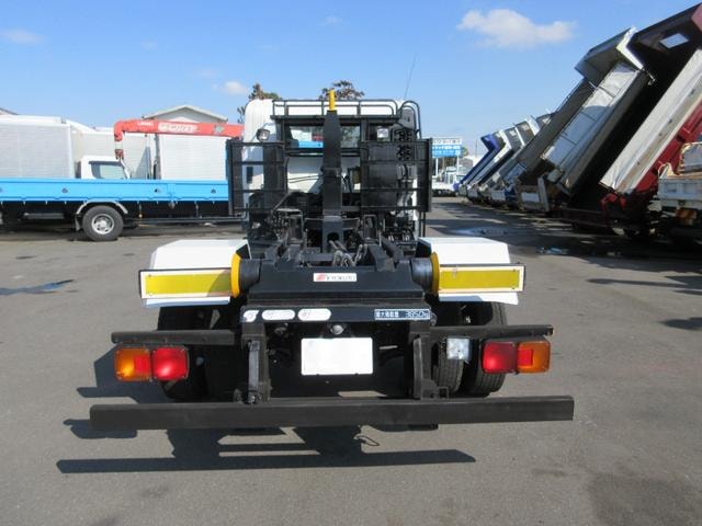 Миниатюра 9