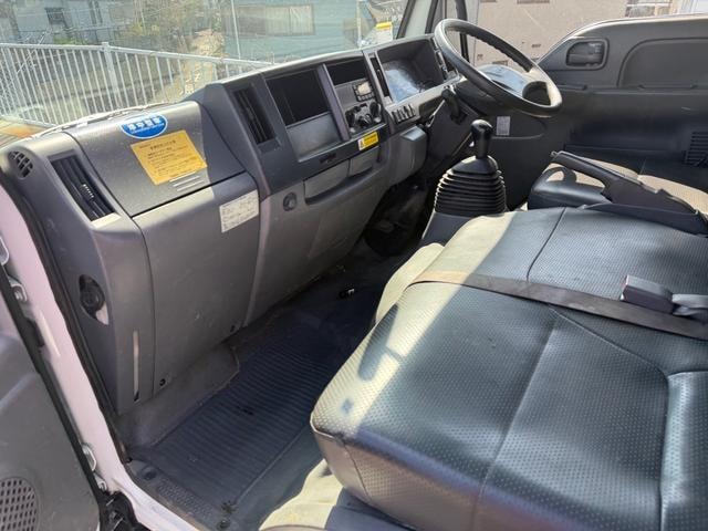 Isuzu ELF TRUCK 2015 — фото автомобиля 1