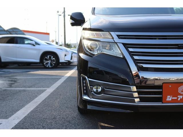 Nissan ELGRAND 2014 — фото автомобиля 1