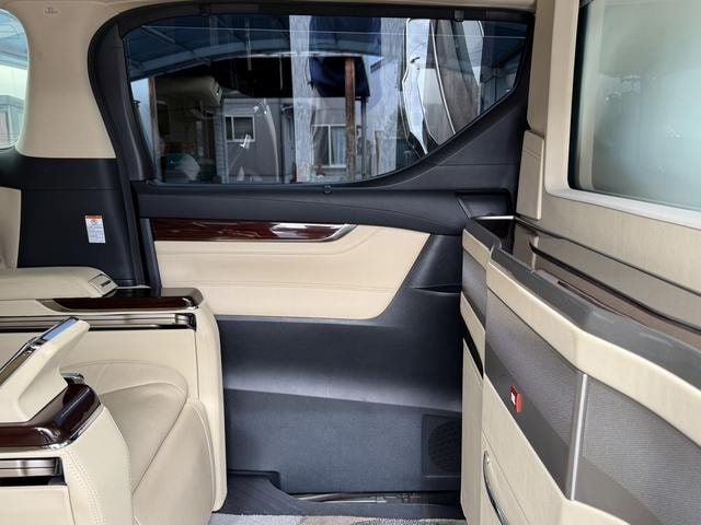 Миниатюра 37